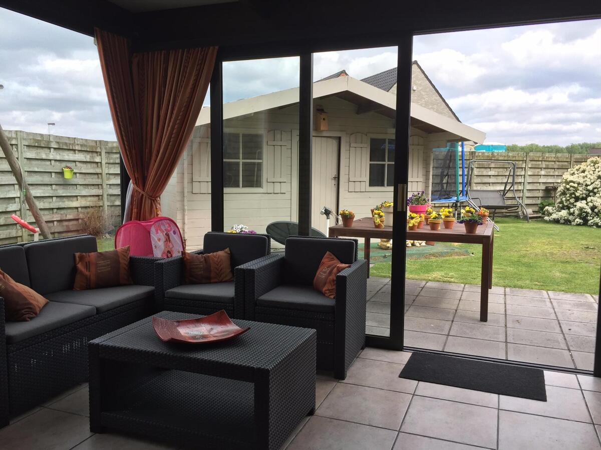 CENTRAAL GELEGEN RUIME HALF OPEN BEBOUWING MT MOOIE TUIN 