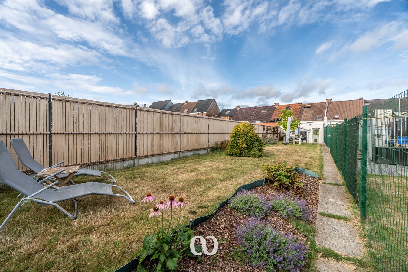 Instapklare woning met 3 slaapkamers 