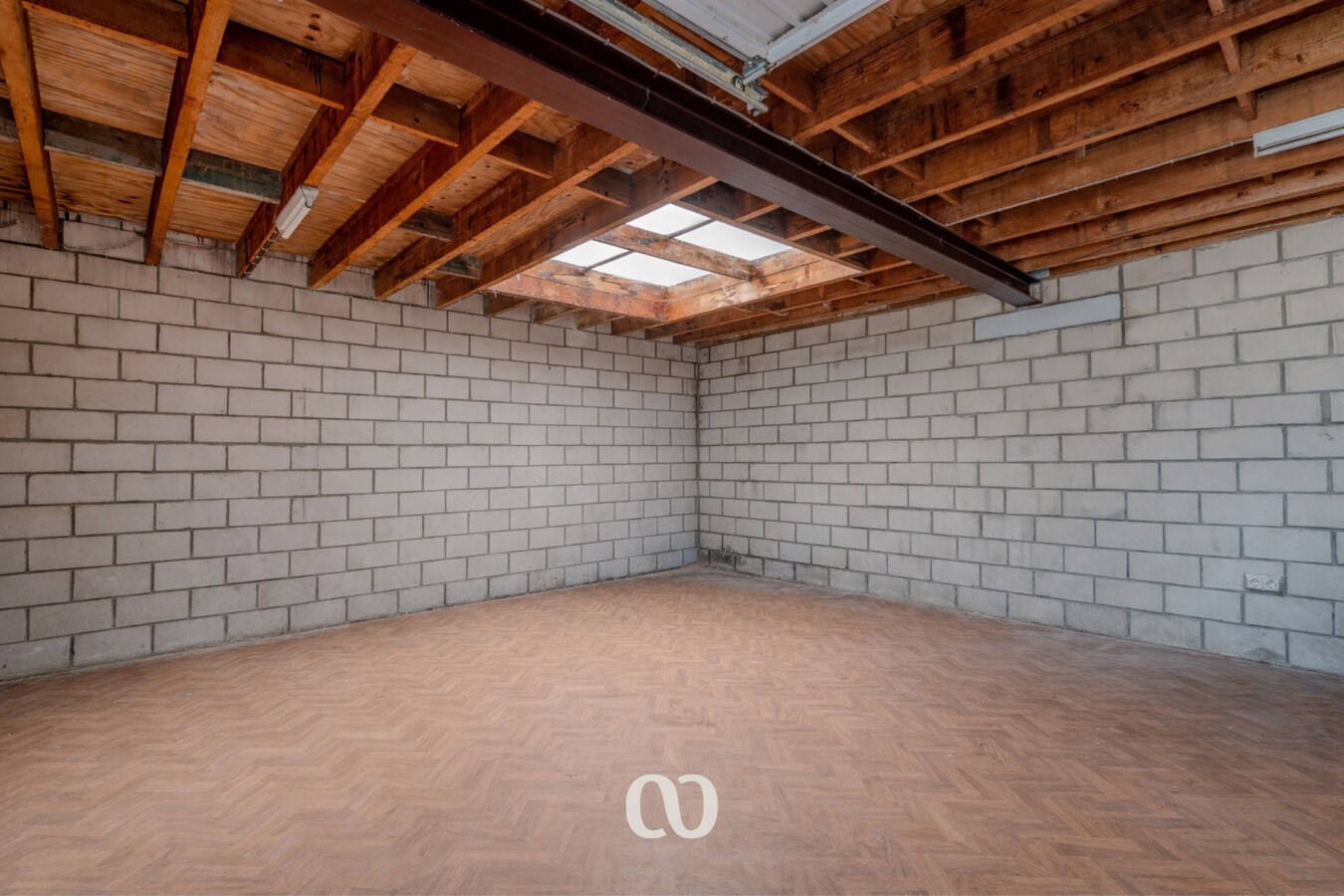 Half open bebouwing op rustige ligging in centrum Berchem 