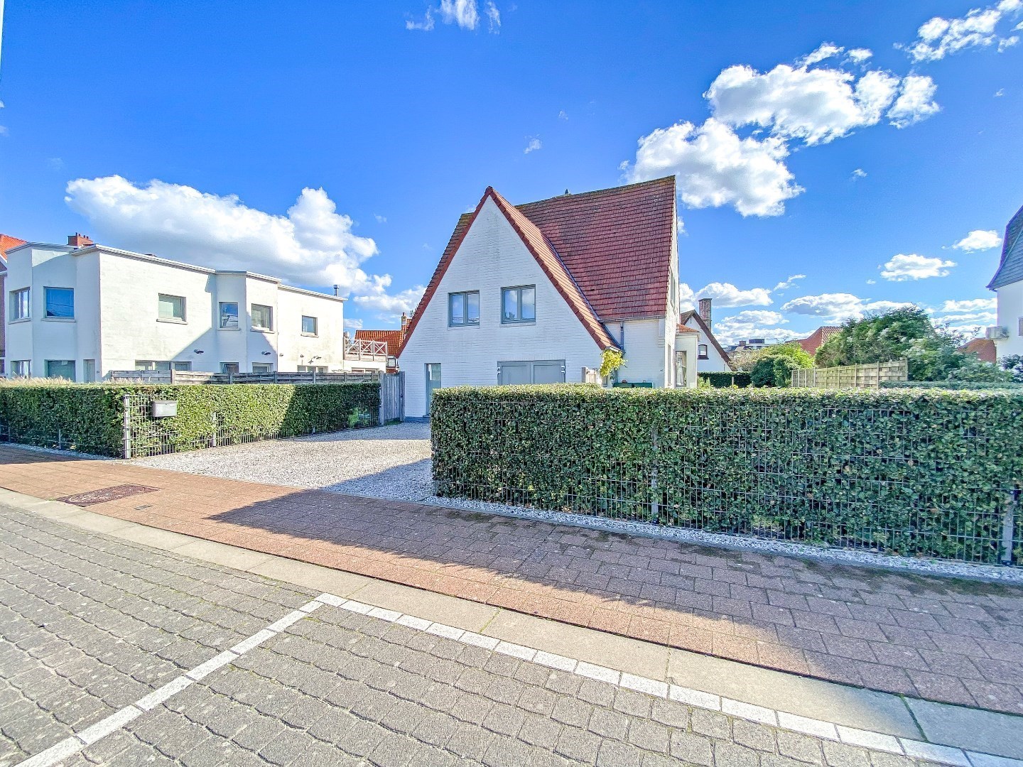 Ruime woning op wandelafstand van de zee op 535 m². 