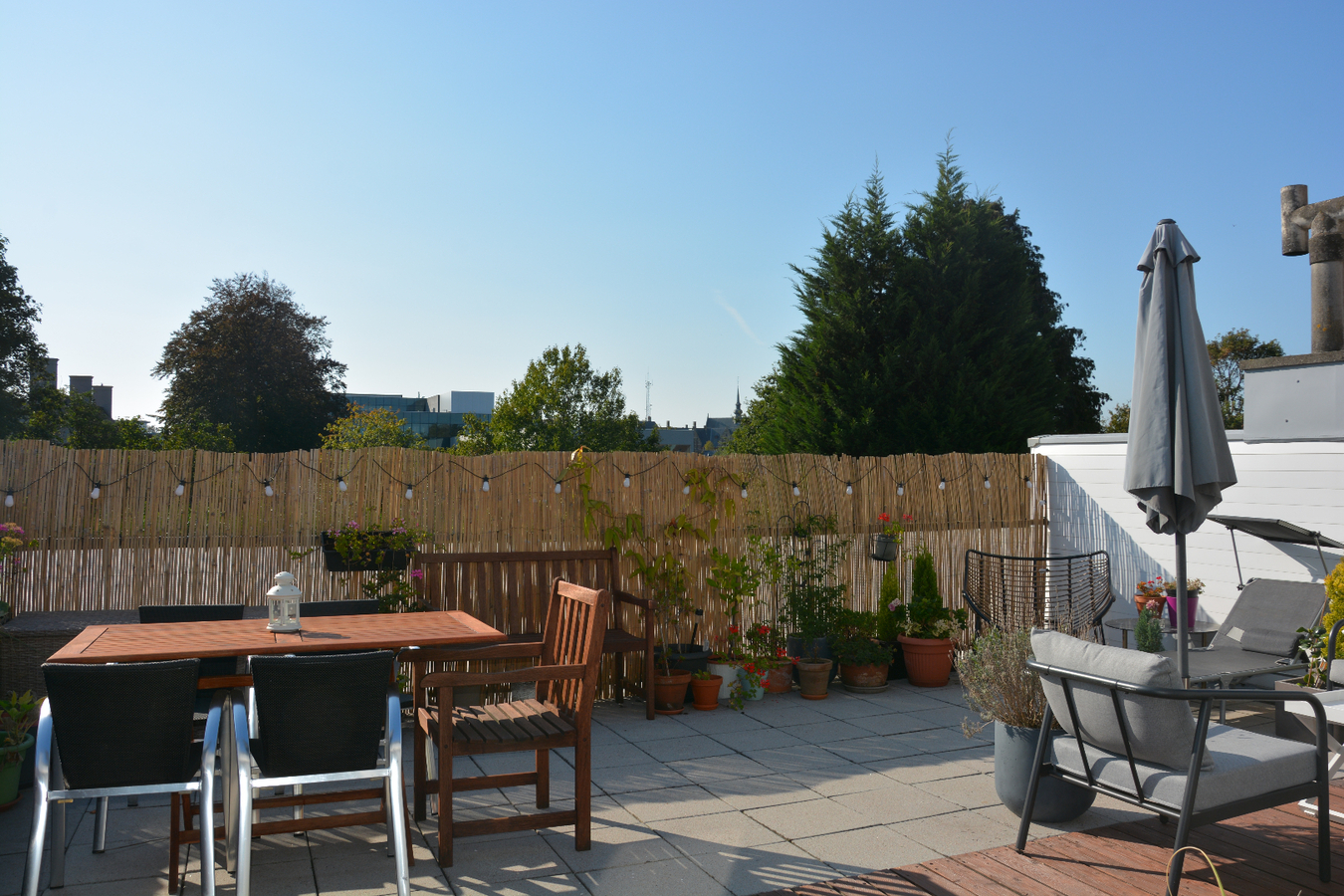 Unieke bel-étagewoning met groot terras 