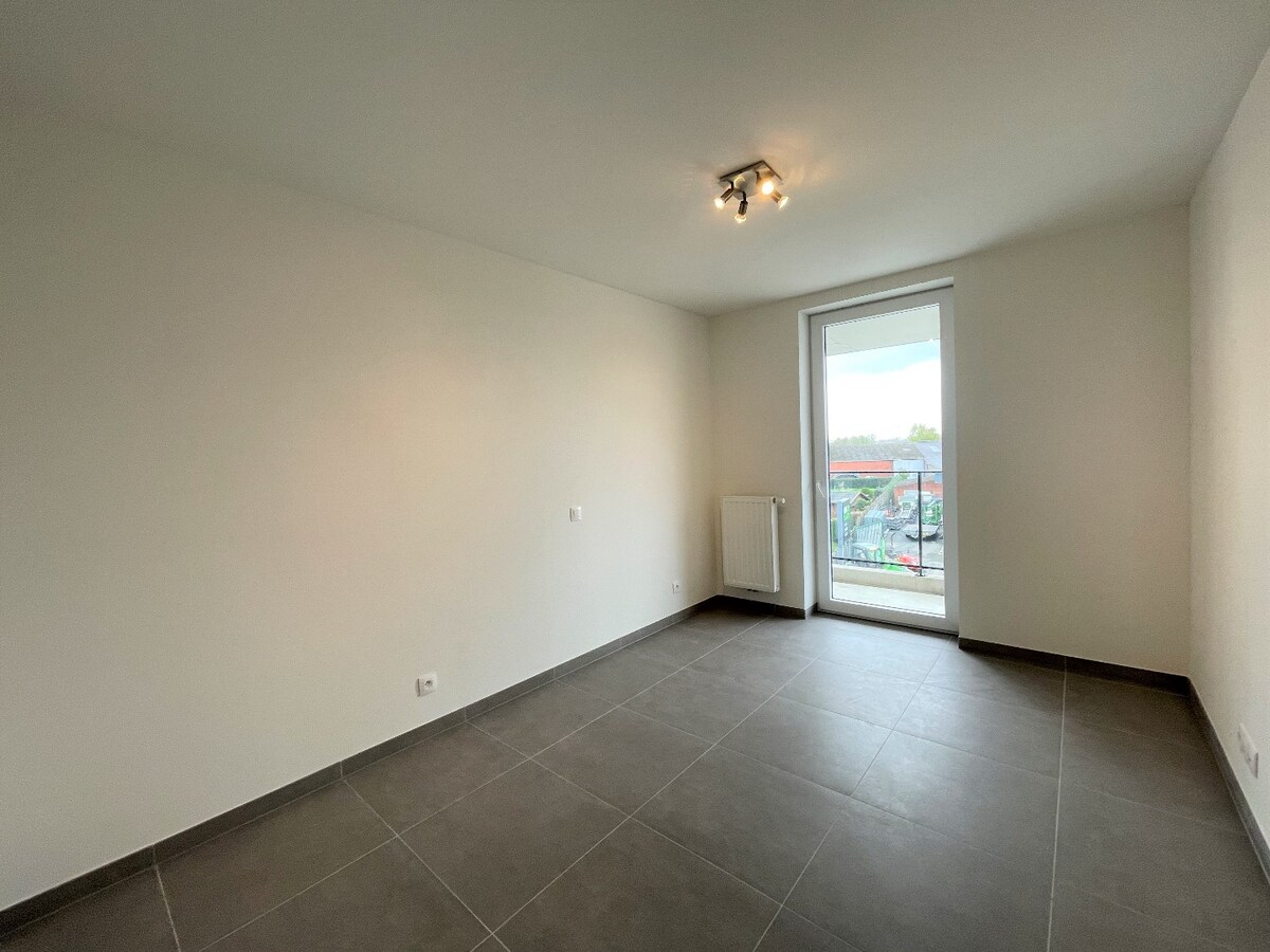 Appartement met één slaapkamer en autostaanplaats in rustige residentie! 