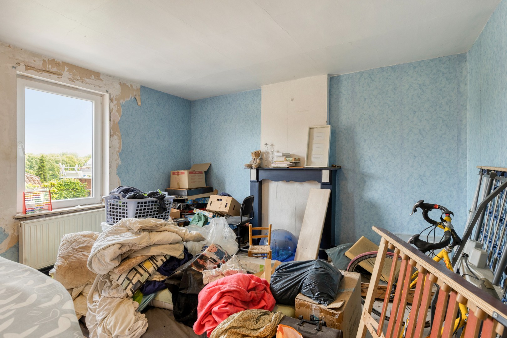 Halfopen bebouwing met 5 ruime slaapkamers, 2 badkamers, garage en tuin in Holsbeek – bewoonbare oppervlakte 214m² 