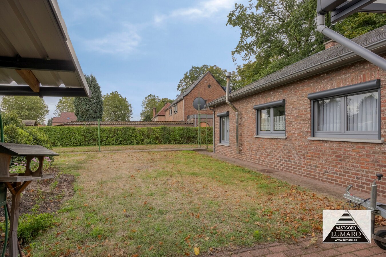 Eisden-Cité : goed onderhouden op te frissen vrijstaande woning op 1.286 m². 