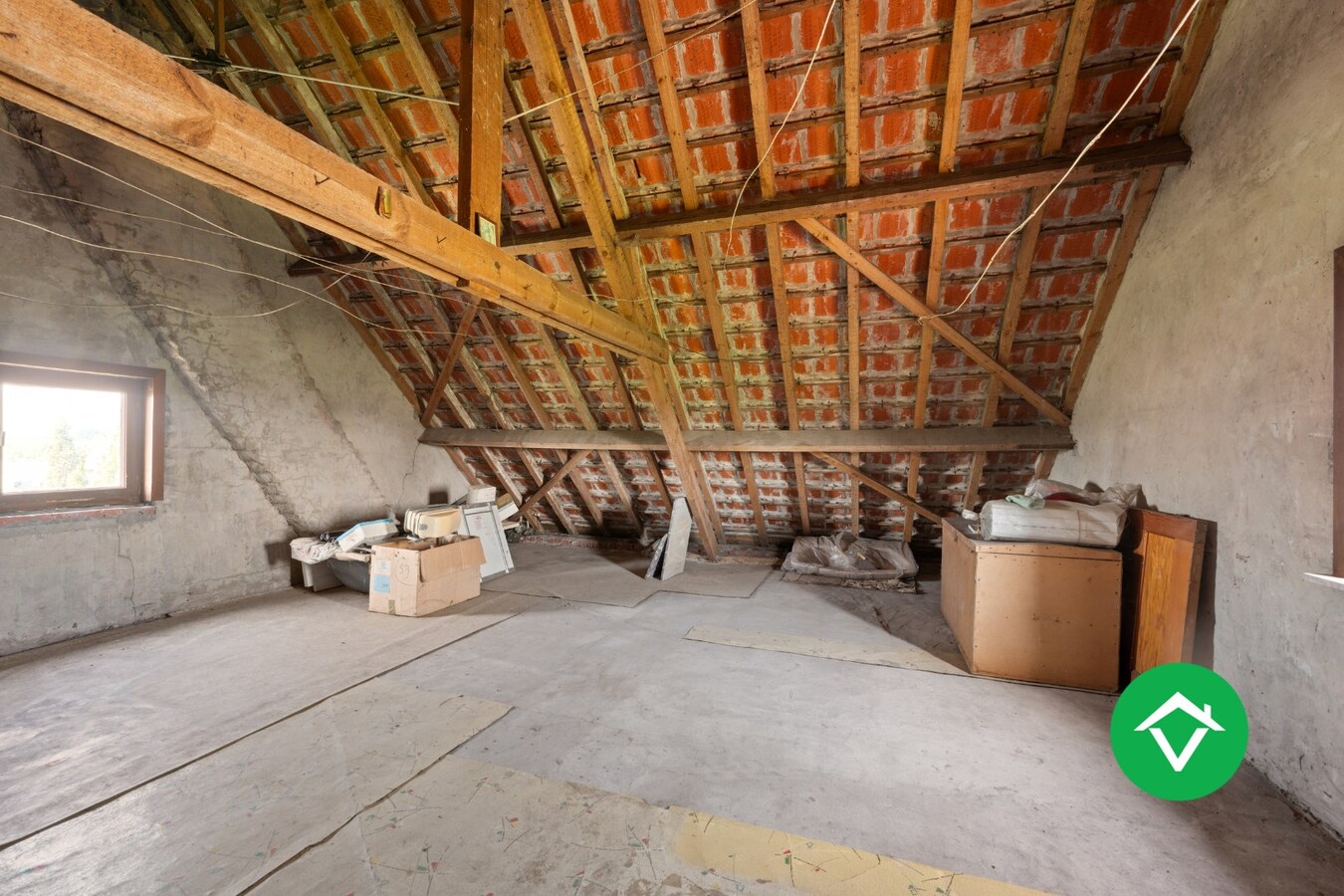 Woning met 3 slaapkamers en garage te Koekelare 