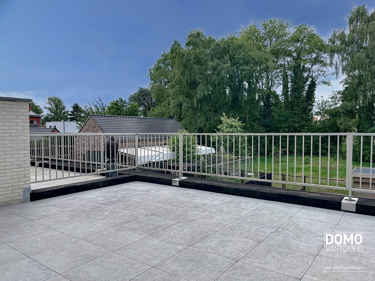 RUIM EN ENERGIEZUINIG DUPLEXAPPARTEMENT IN HEUSDEN-ZOLDER 