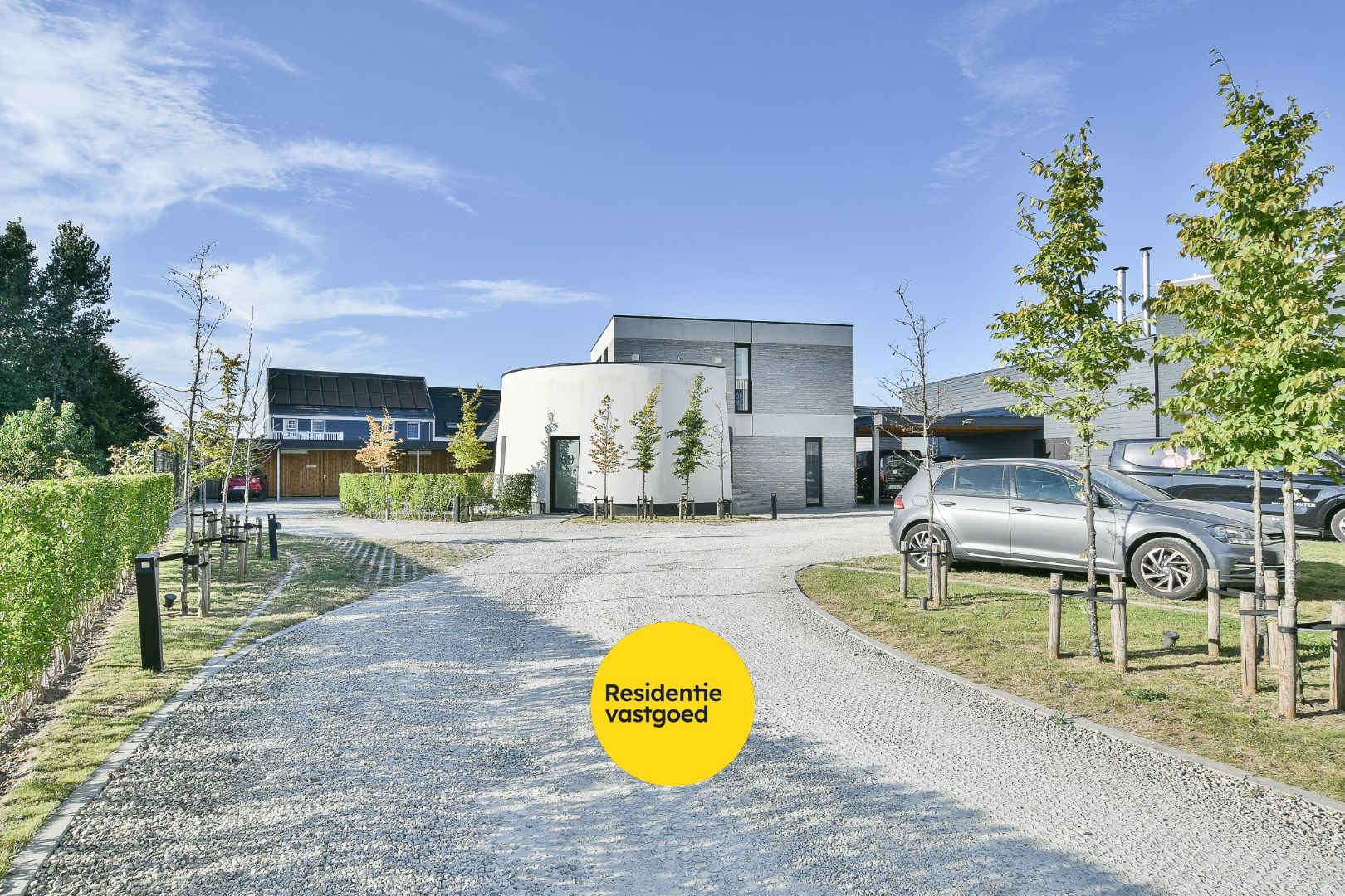 Uniek appartement met carport met grote berging gelegen in een oude graanmolen 