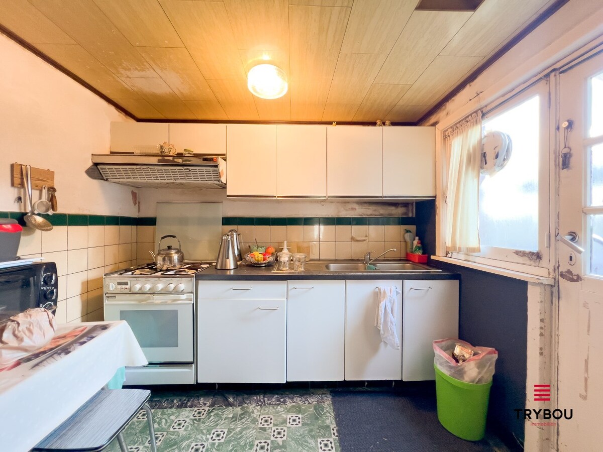 Ruime gezinswoning met 4 slaapkamers, garage en tuin 