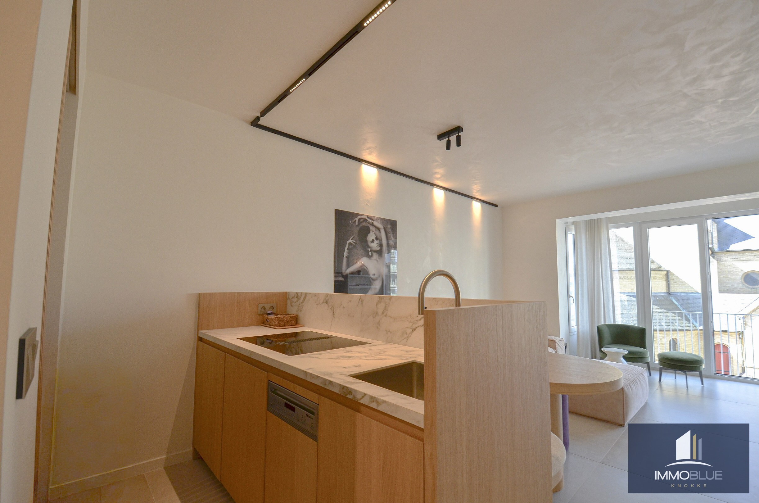 Stijlvol appartement met een open zicht gelegen nabij de Dumortierlaan. 