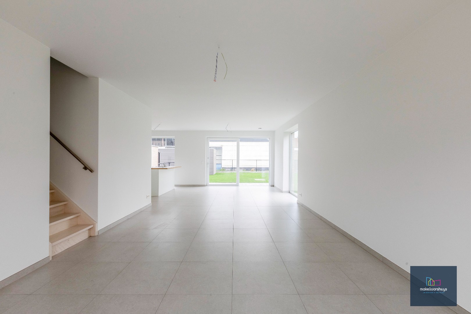 Energiezuinige nieuwbouwwoning met 3 slaapkamers , tuin en staanplaats 