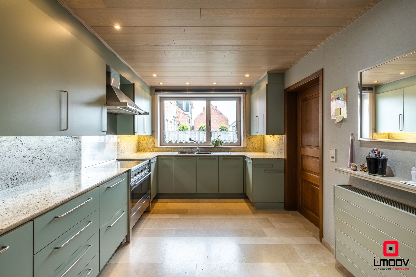 Lichtrijke gezinswoning met 3 à 4 slaapkamers en zonnepanelen te Destelbergen 