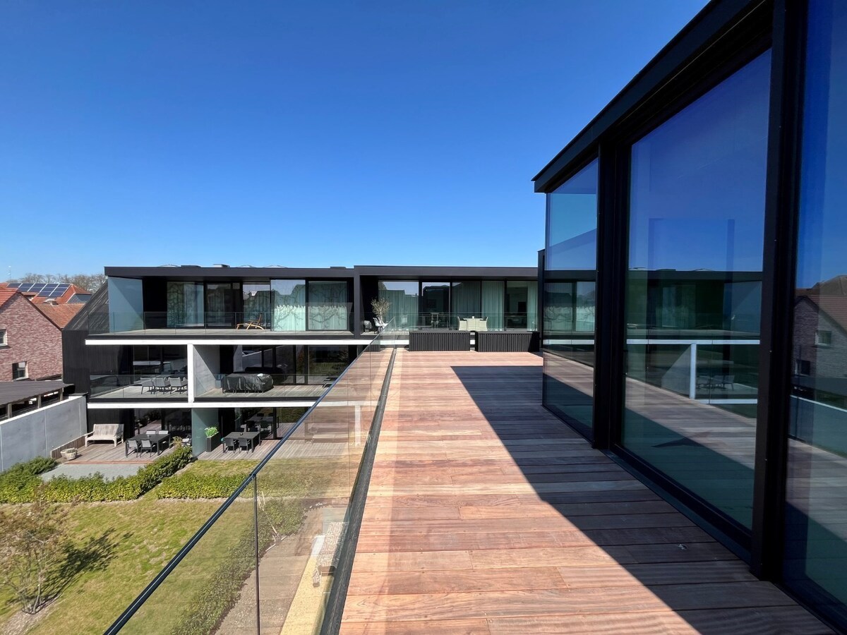 Luxe penthouse in hartje Zingem 