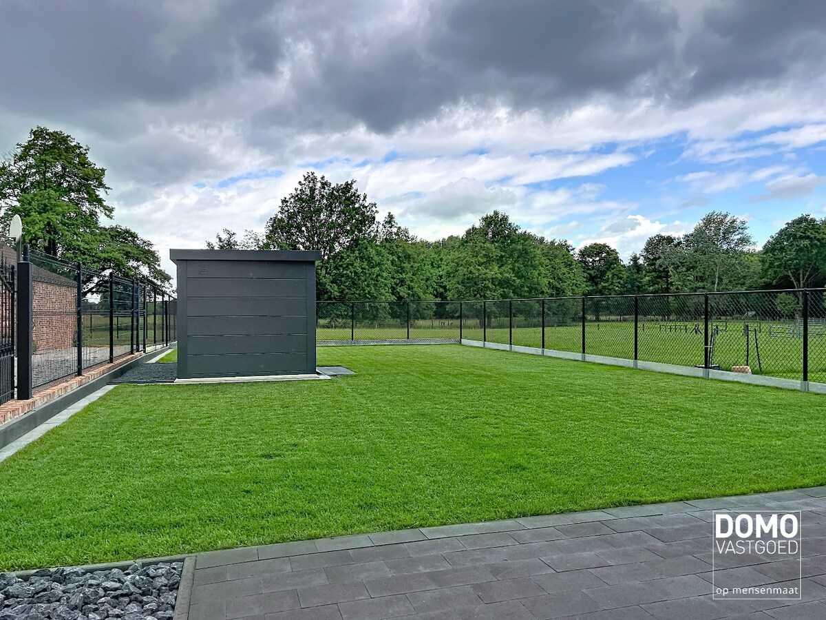 PRACHTIGE WONING MET 3 SLAAPKAMERS EN TUIN 