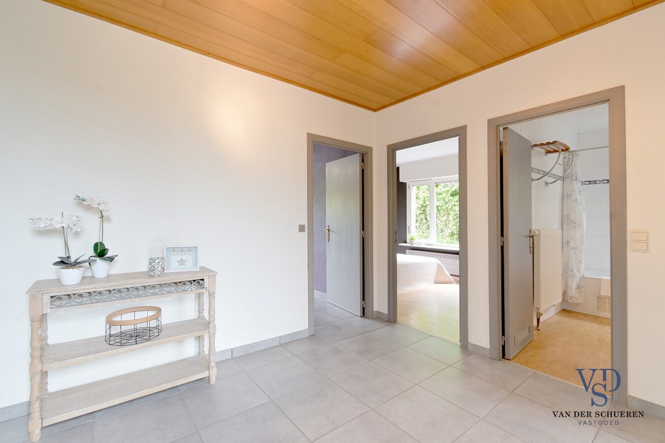 Goedgelegen bungalowwoning te Moerbeke. 