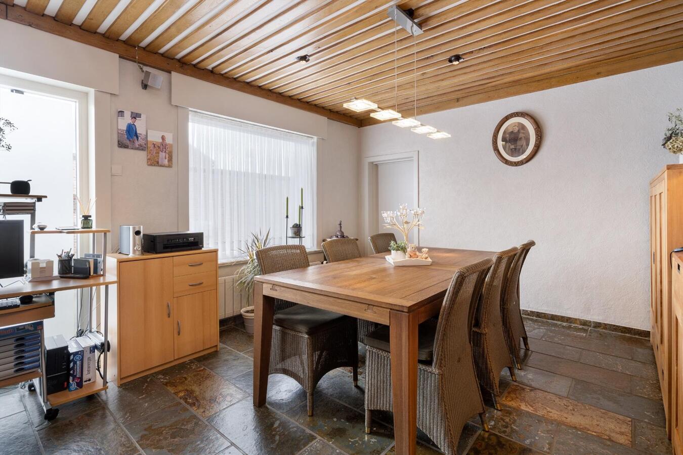 Landelijk gelegen, ruime woning op perceel van 555m² 