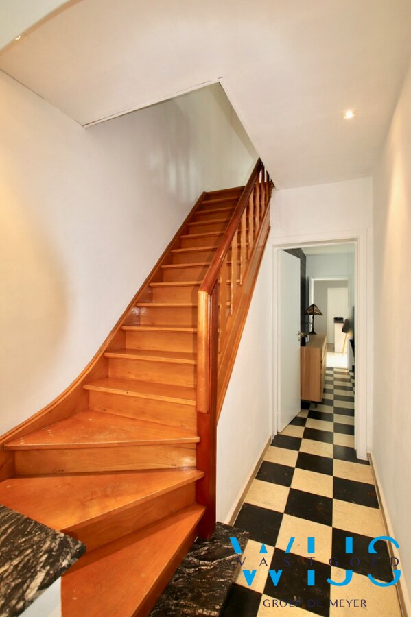 Leuk &amp; gezellig woonhuis te centrum ERTVELDE ! 