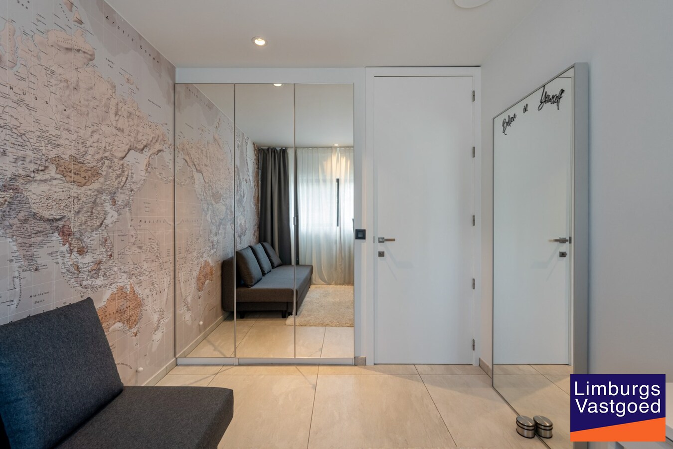 Unieke designvilla met zwembad en panoramisch uitzicht op het Albertkanaal 