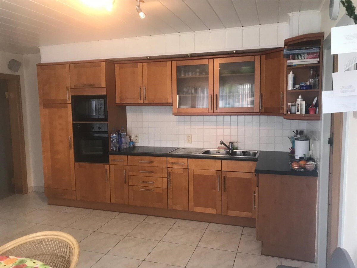 Ruime halfopen woning met 3 slaapkamers 