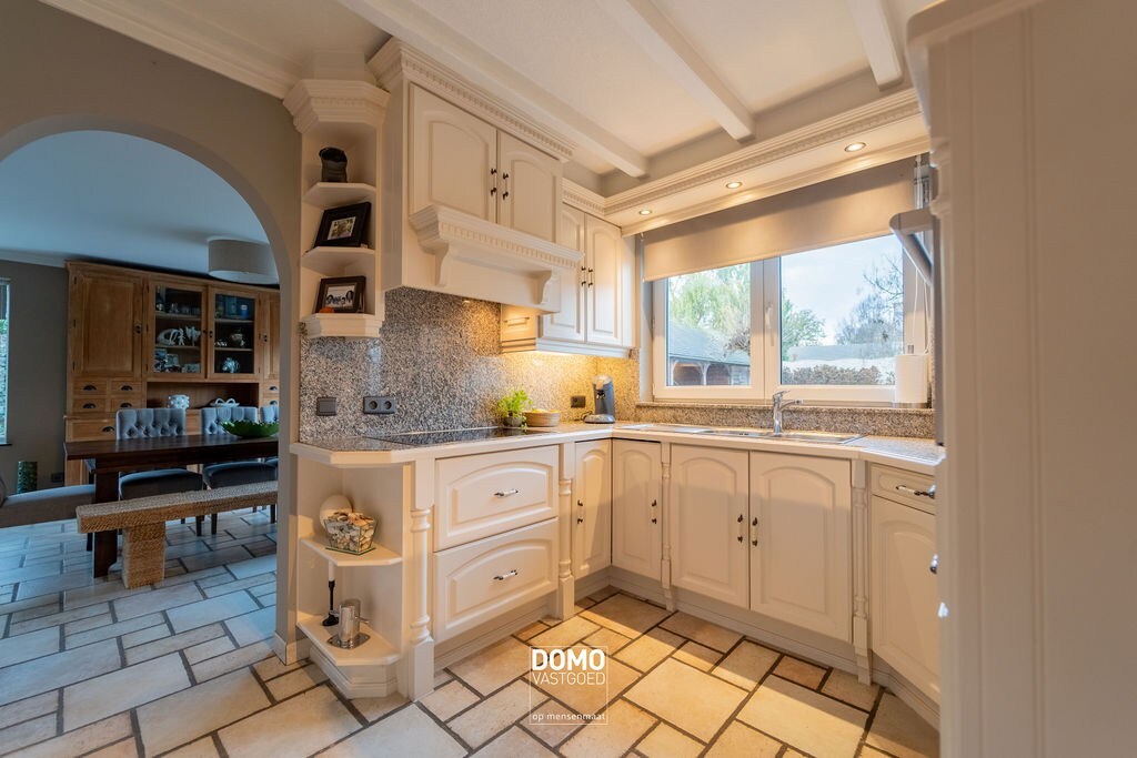 WARME GEZINSWONING VAN 262 M² MET PRACHTIGE TUIN IN HARTJE KORTESSEM 