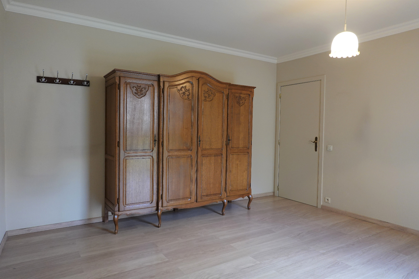 Ruim, instapklaar appartement met garagebox 