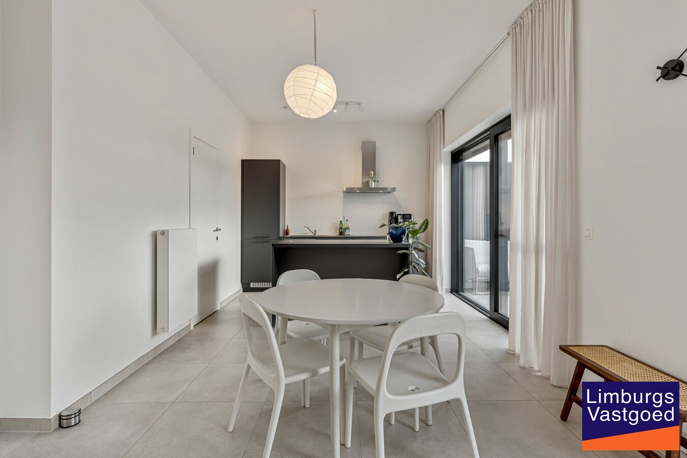 Lichtrijk BEN-appartement, 1 slpk, met ruim terras op toplocatie! 