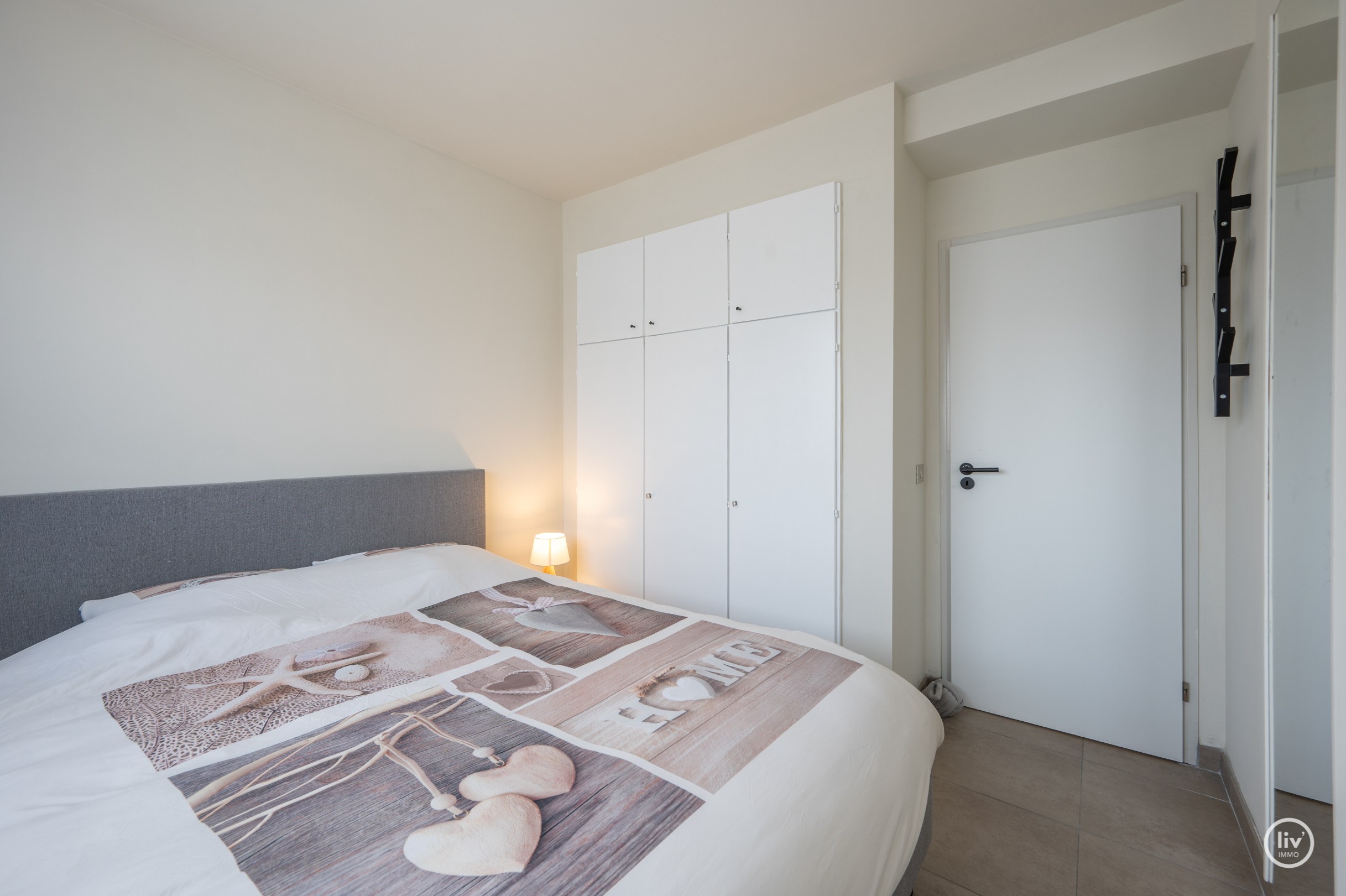 Lichtrijk 1-slaapkamerappartement op een aangename ligging vlakbij de Lippenslaan te Knokke. 