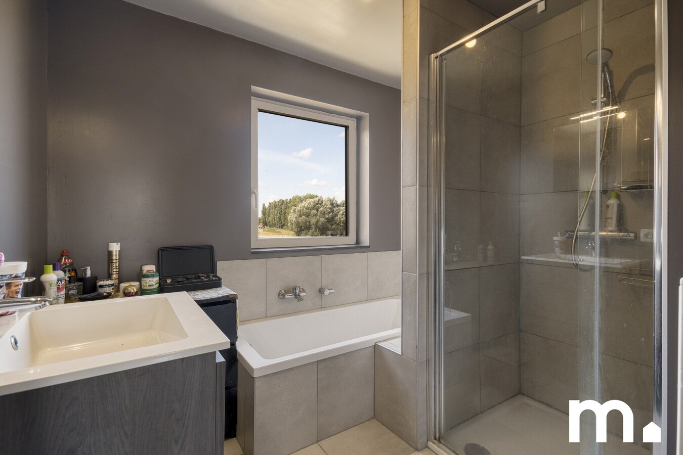 Recente woning met open zicht en rustige ligging te Kuurne ! 