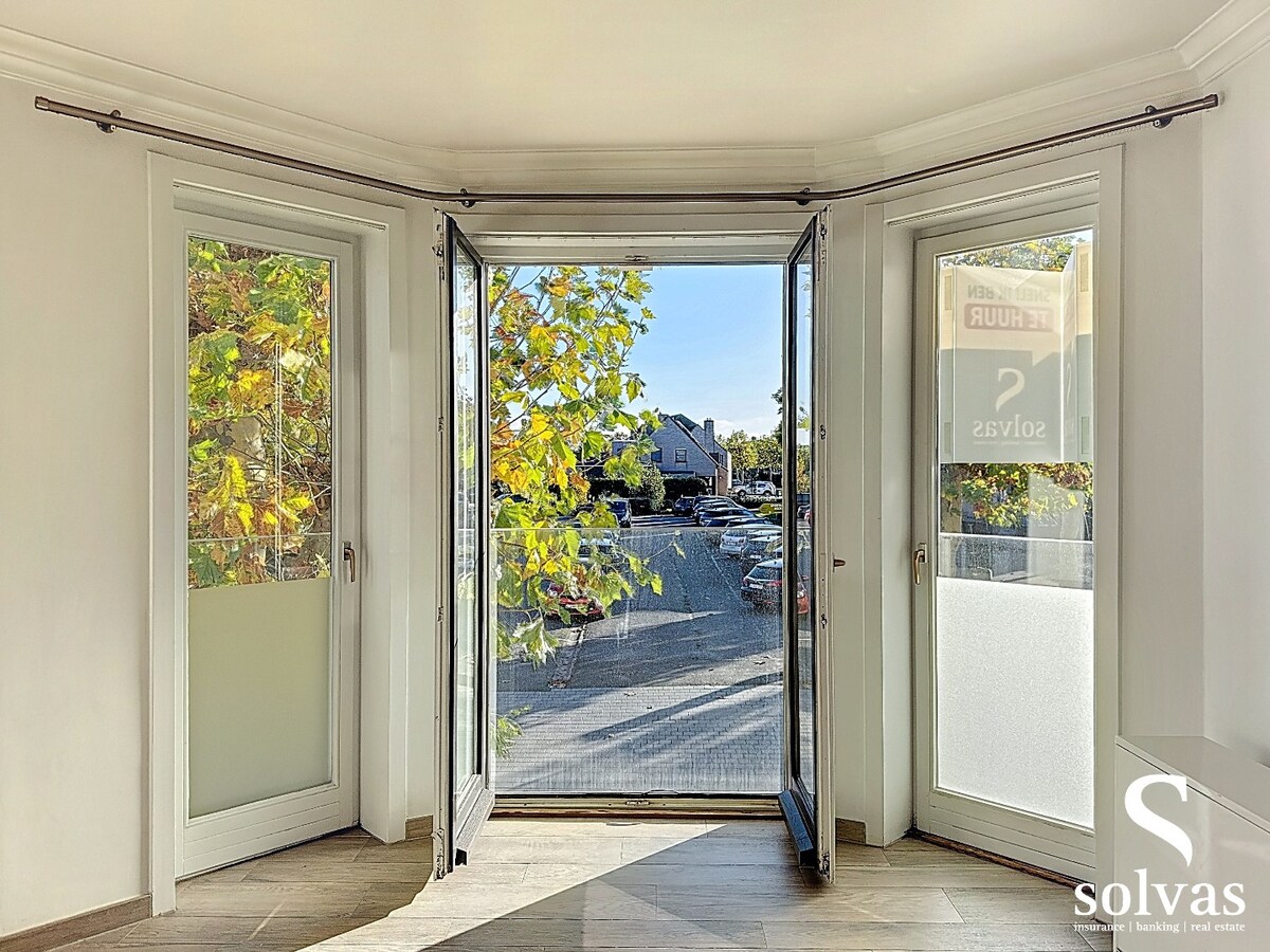 Stijlvol en lichtrijk appartement in het centrum van Maldegem 