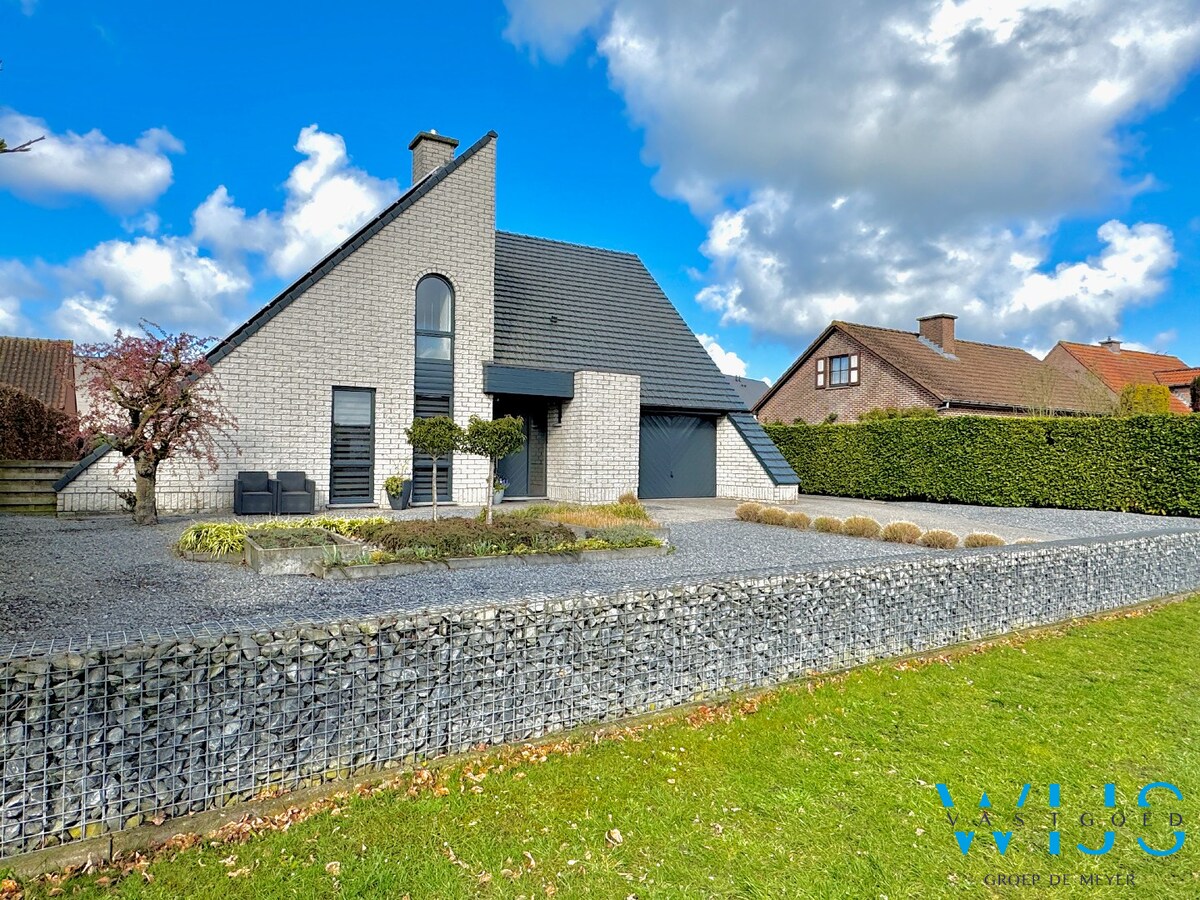 Instapklare open bebouwing op topligging nabij centrum Assenede! 