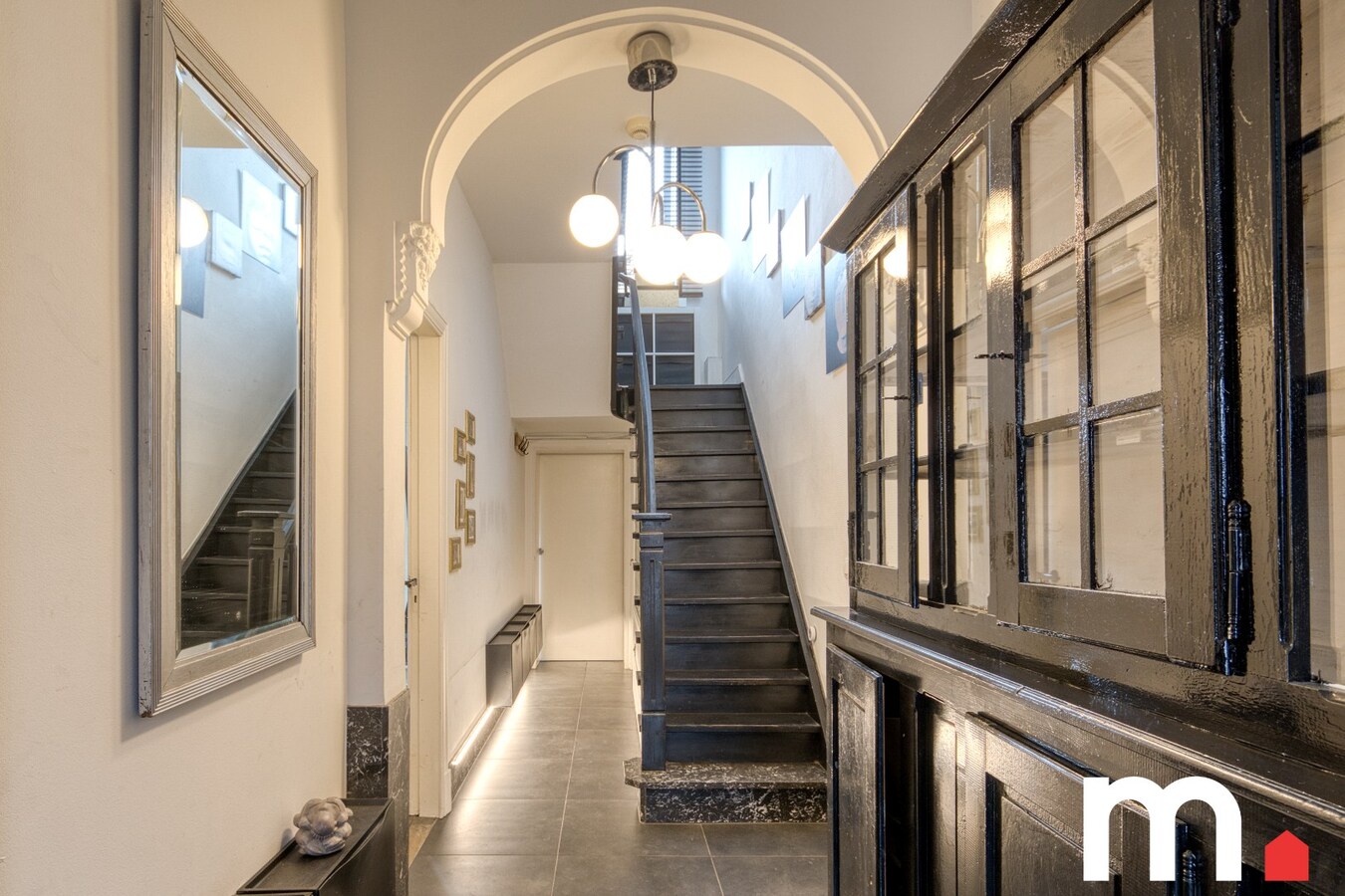 Karaktervolle, gerenoveerde herenwoning met 5 slaapkamers in Bissegem (Kortrijk) ! 