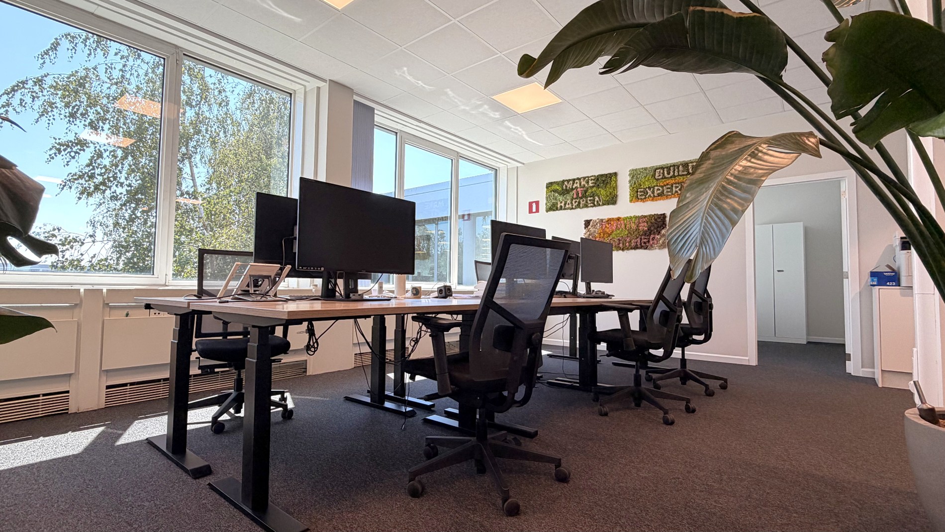 Instapklare kantoren te huur vlakbij N16 in Bornem