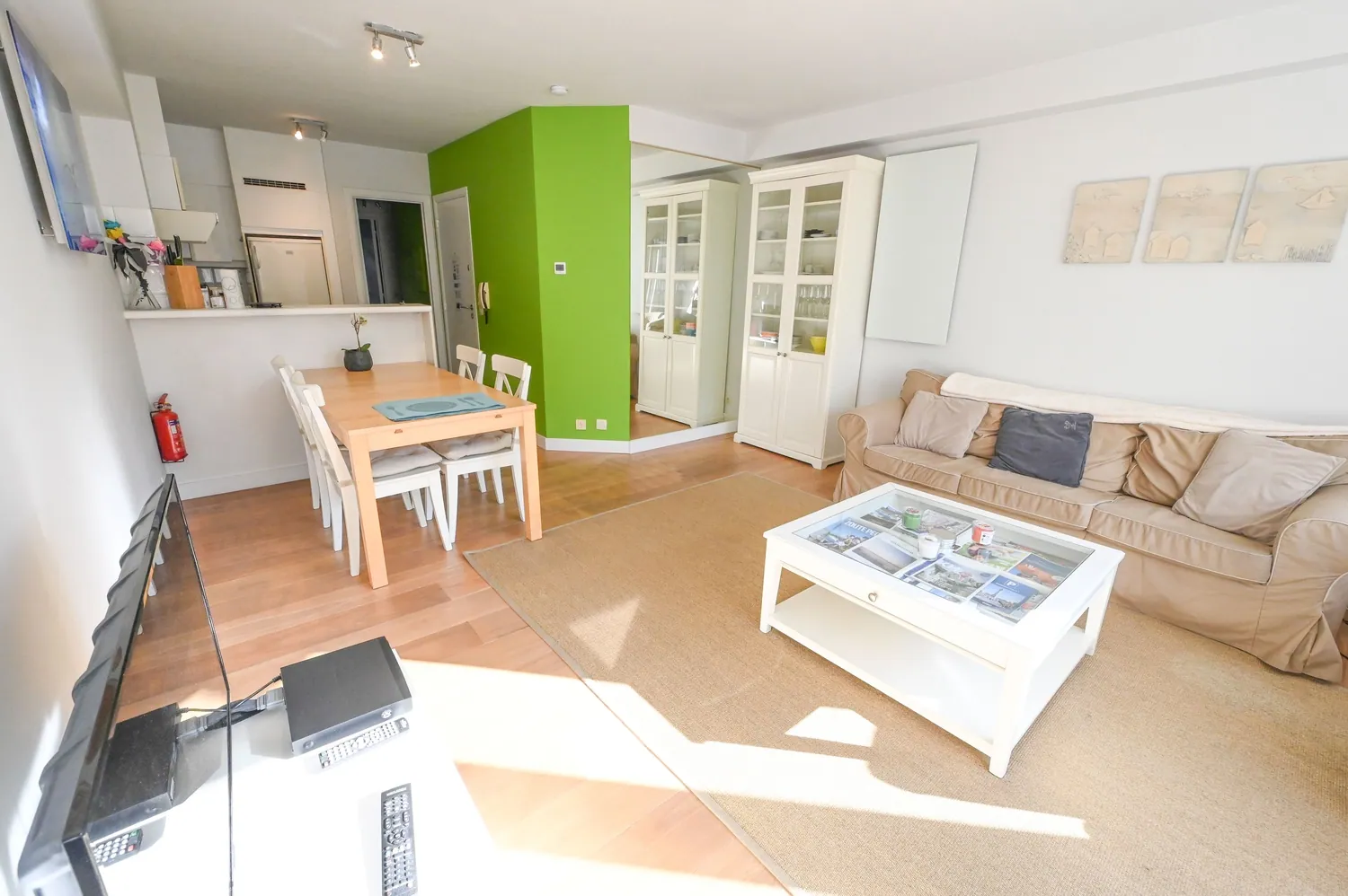 Verzorgd 2-kamer appartement op korte afstand van de zeedijk en de Lippenslaan