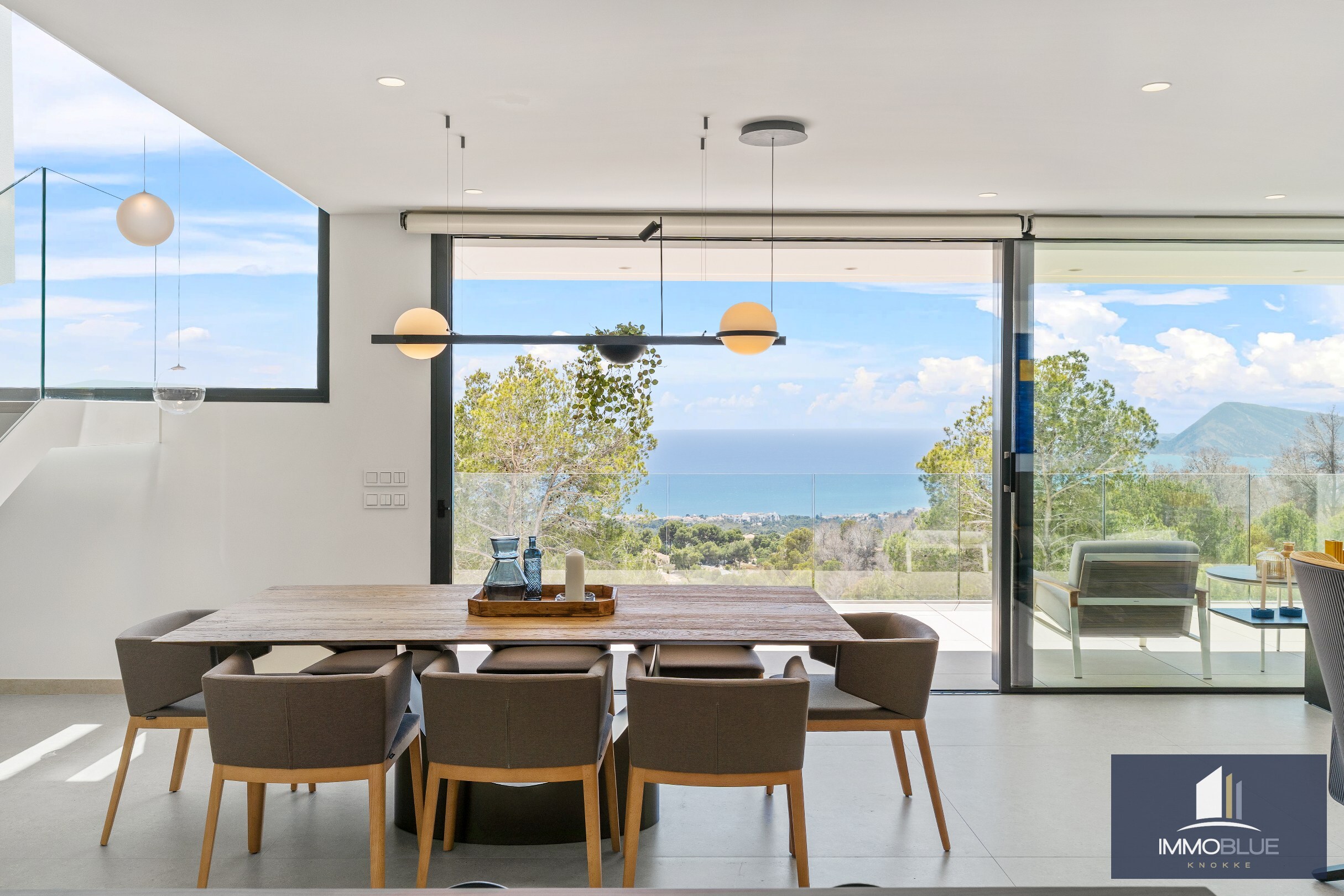 "Villa exclusive prête à emménager à Altea." 