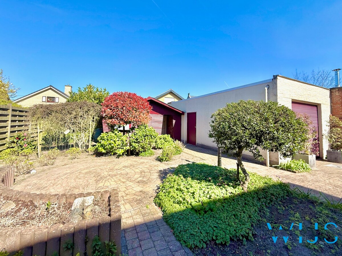 Tof woonhuis in een rustige woonwijk te Ertvelde ! 