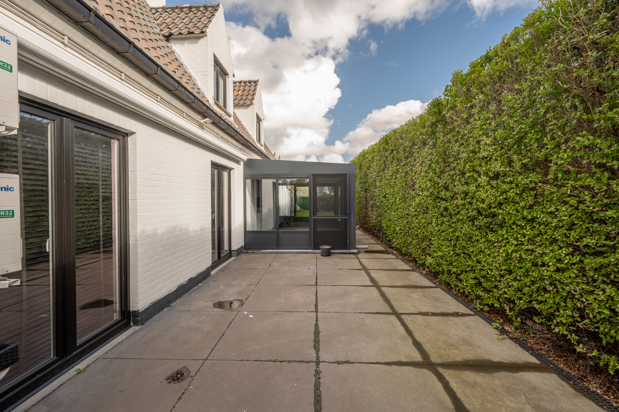 Mooi afgewerkte villa aan de Natienlaan in Knokke 