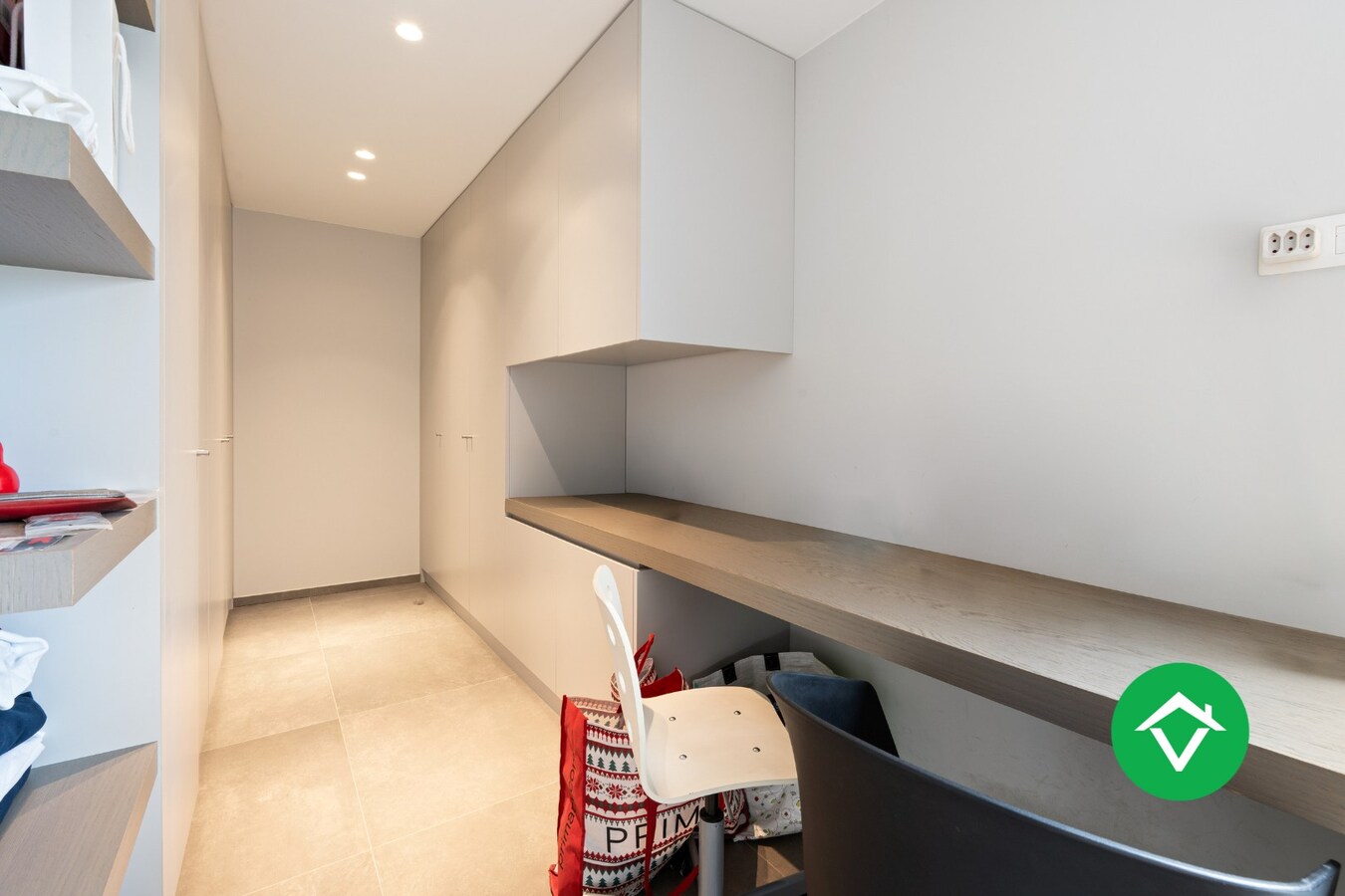 Instapklare woning met 4 slaapkamers en garage te Torhout 
