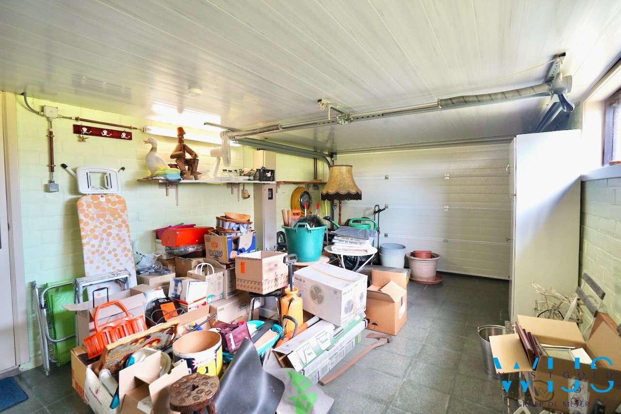 Ruime bungalow op 1000m² met prachtig uitzicht te Boekhoute ! 