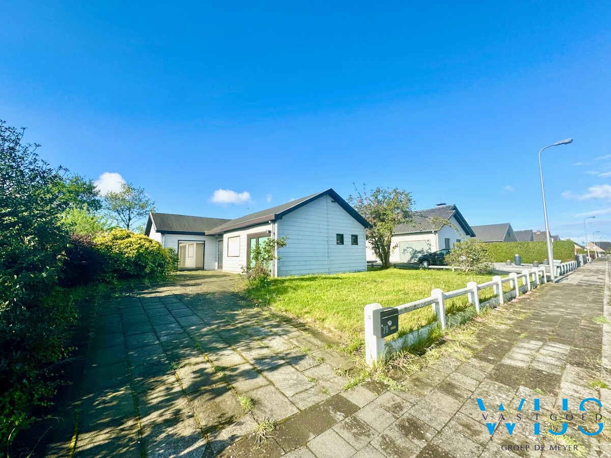 Te renoveren woonhuis/ bouwgrond te Zelzate ! 