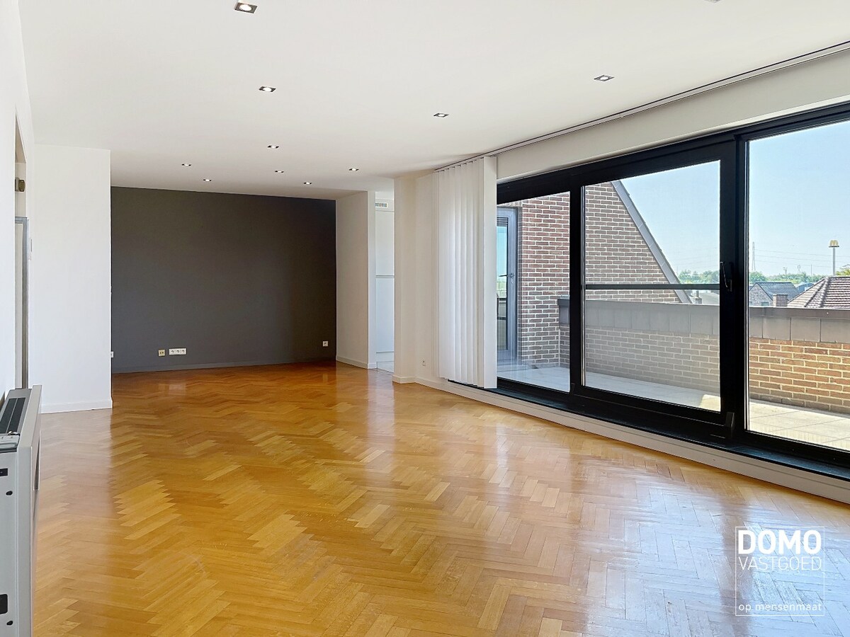 Gerenoveerd appartement in het centrum van Kuringen – 118m² - EPC label: C 