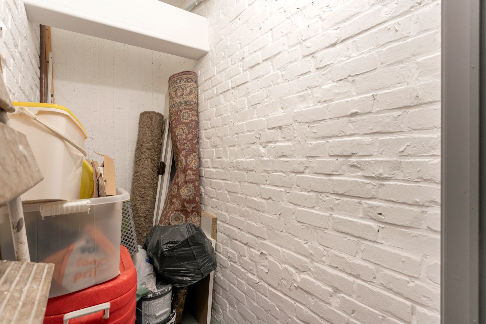 Appartement met 2 slaapkamers, terras en kelder te Anderlecht 