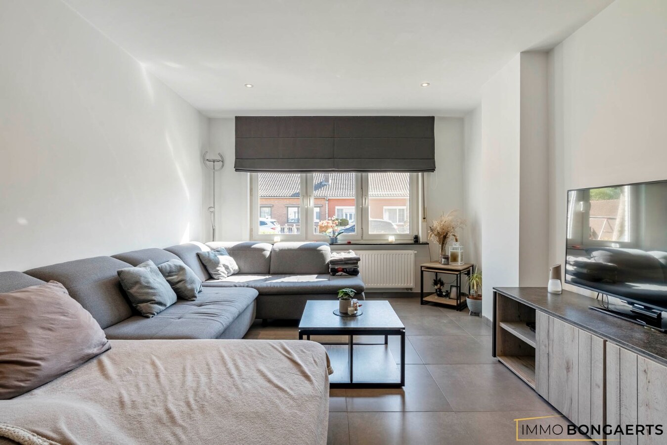Gerenoveerde woning met vier slaapkamers 