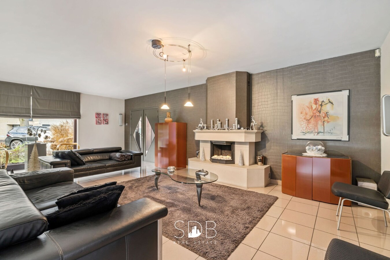 Prachtige ruime villa met gezinstuin + appartement op 2.135m² 