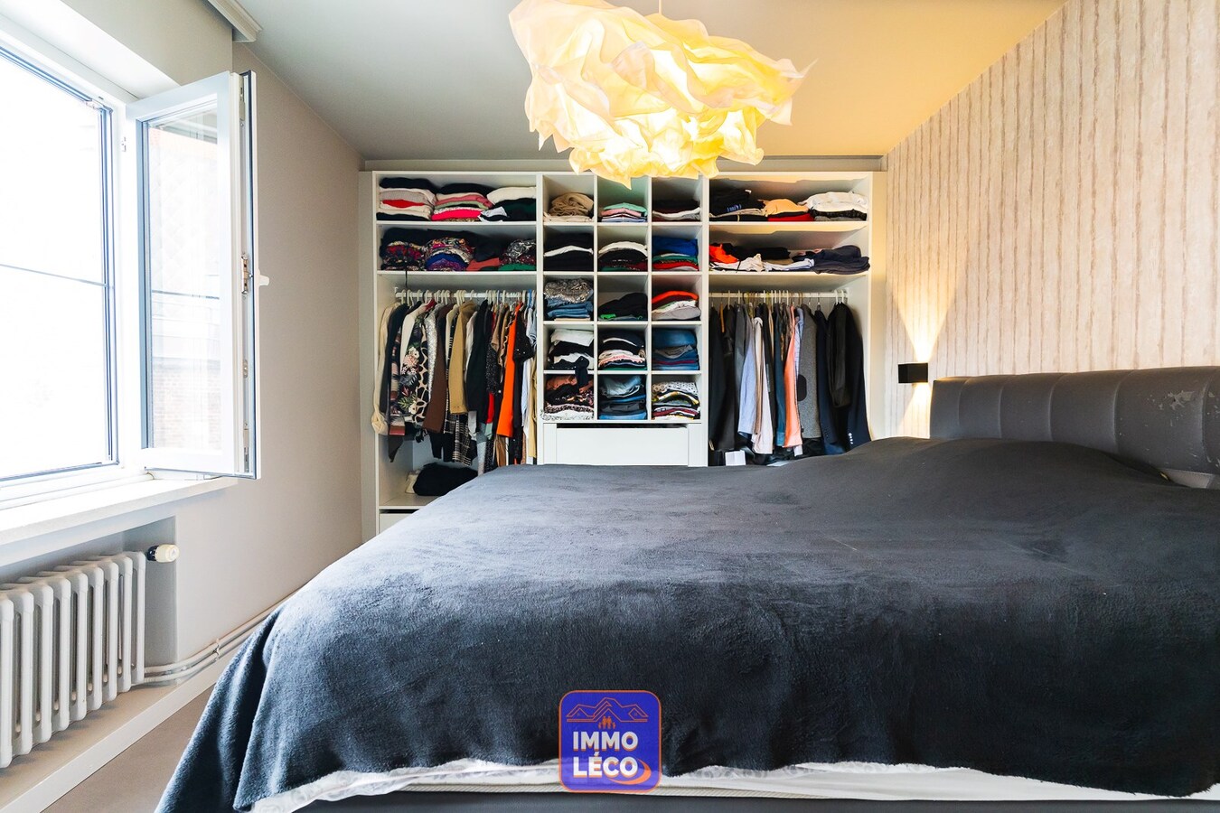 3 façades rénovée avec garage et jardin, plein centre-ville ! 