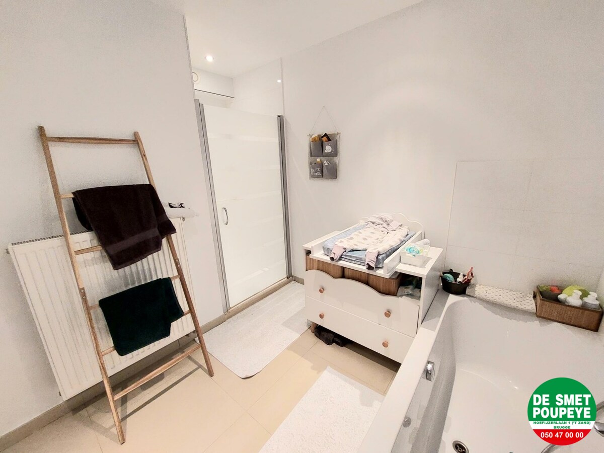 alt=vernieuwde badkamer