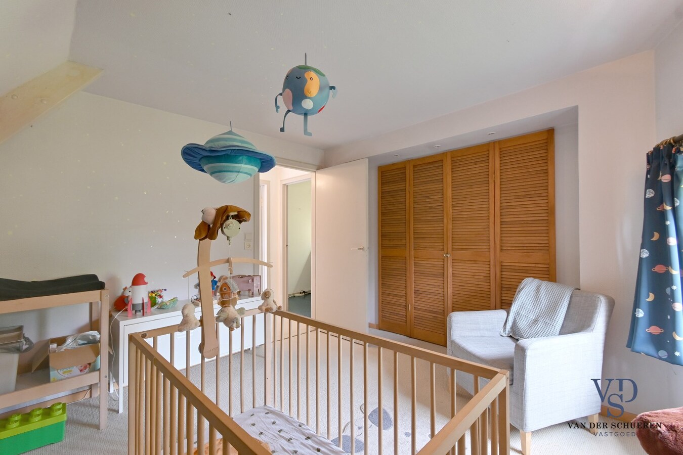 Exceptioneel woning in 't groen. 
