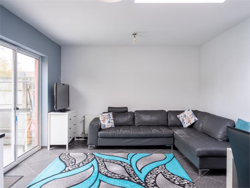 VERKOCHT!! Ruime en instapklare gezinswoning! 