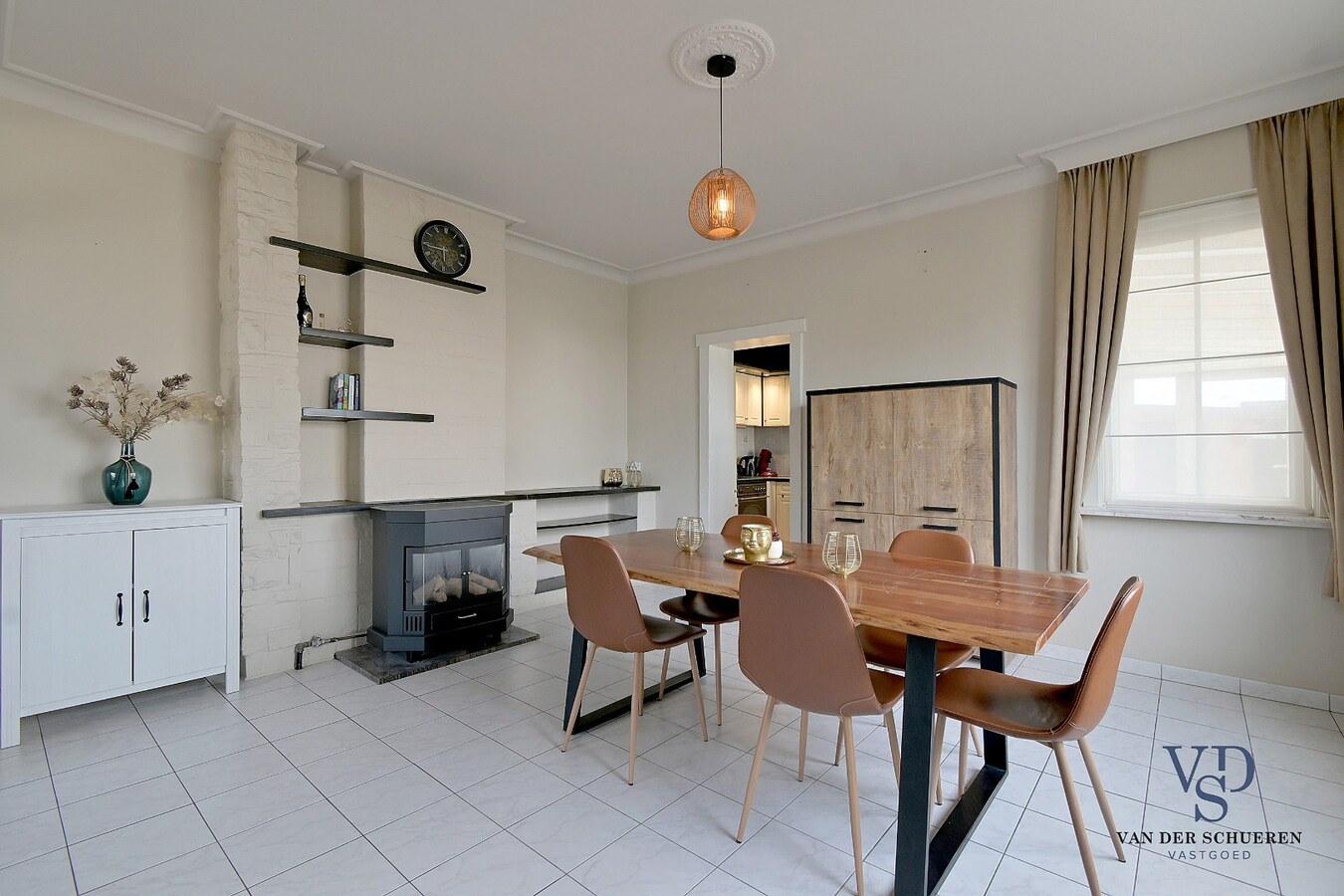 Degelijke Half Open Bebouwing 