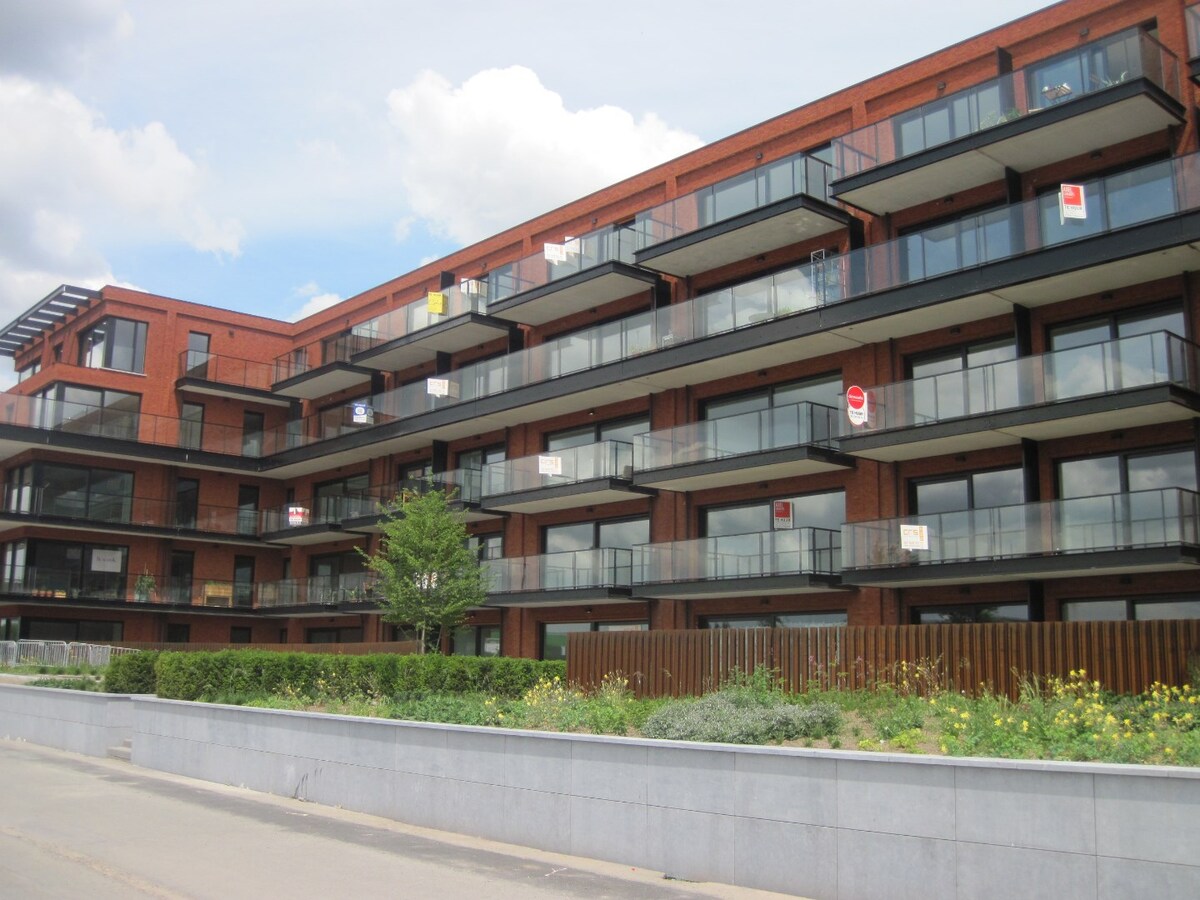 Exclusief design-appartement in hippe buurt ! 