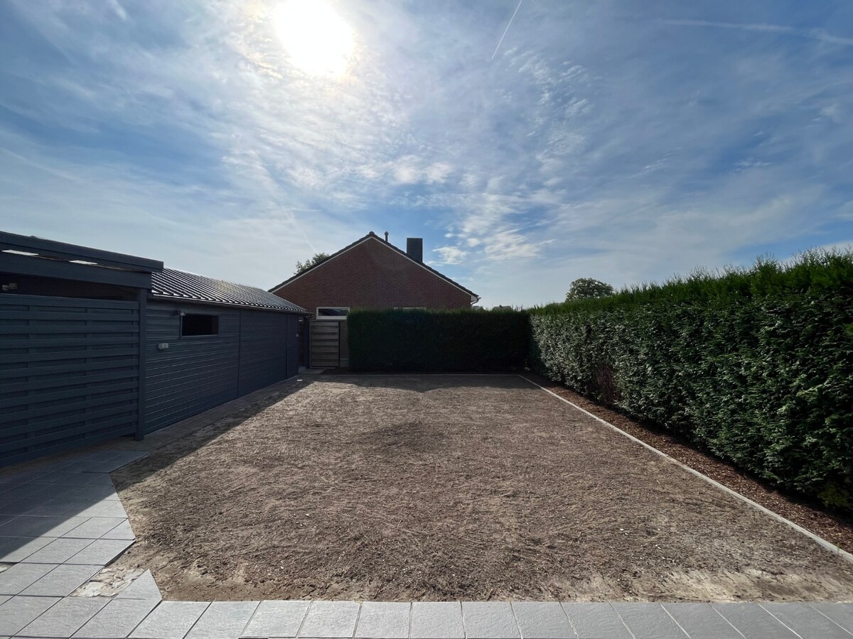 Gezellige woning met 4 slaapkamers in Zulte 