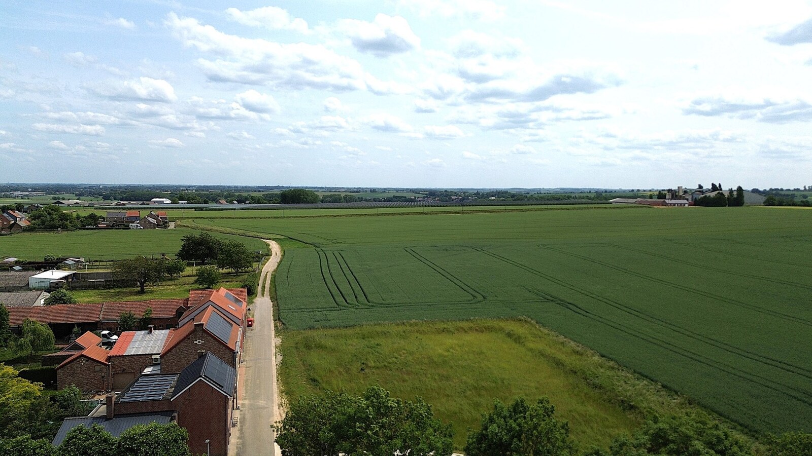 Prachtig perceel voor OPEN BEBOUWING te Kumtich 